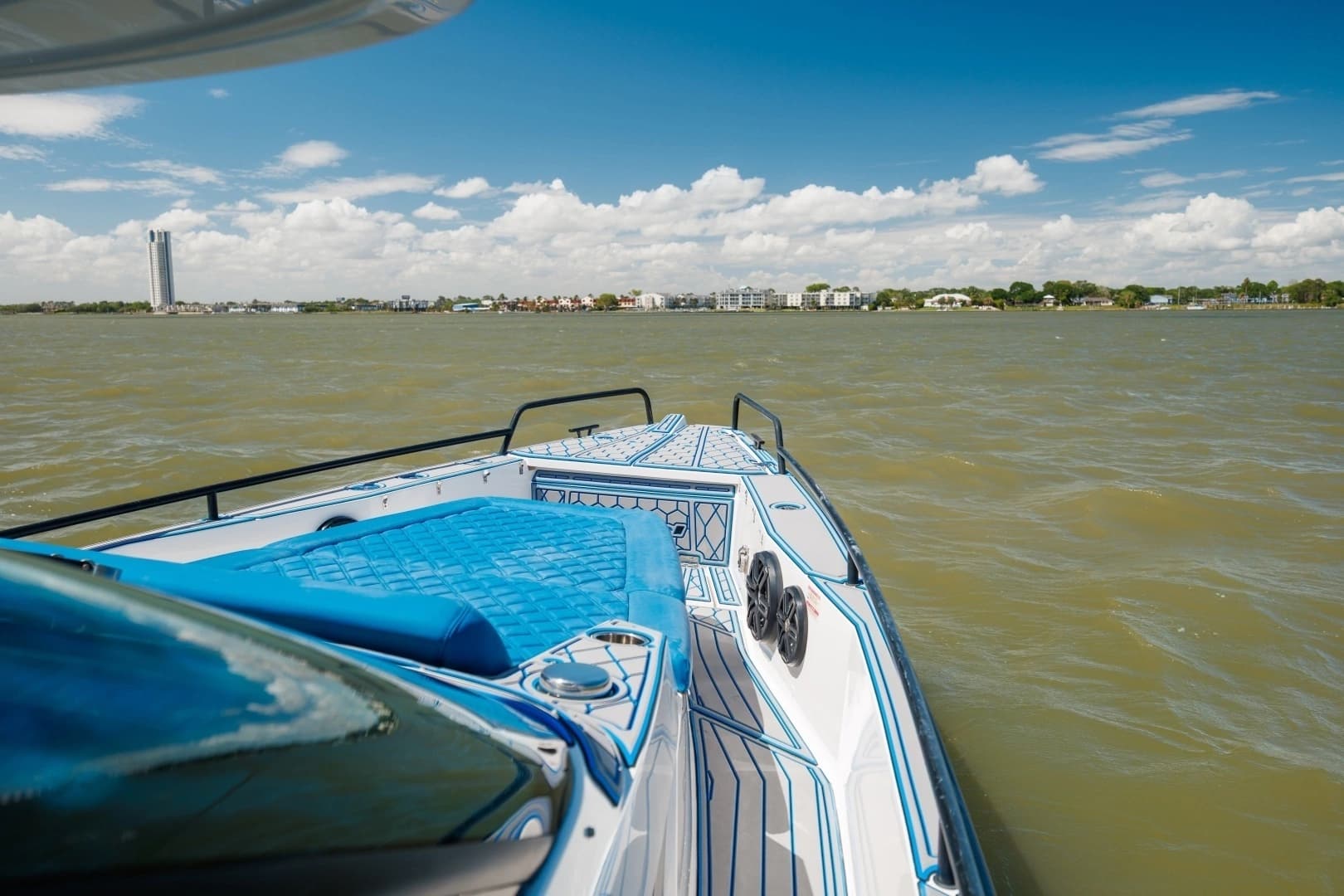 2019 Axopar 37 Sun Top - Image 16