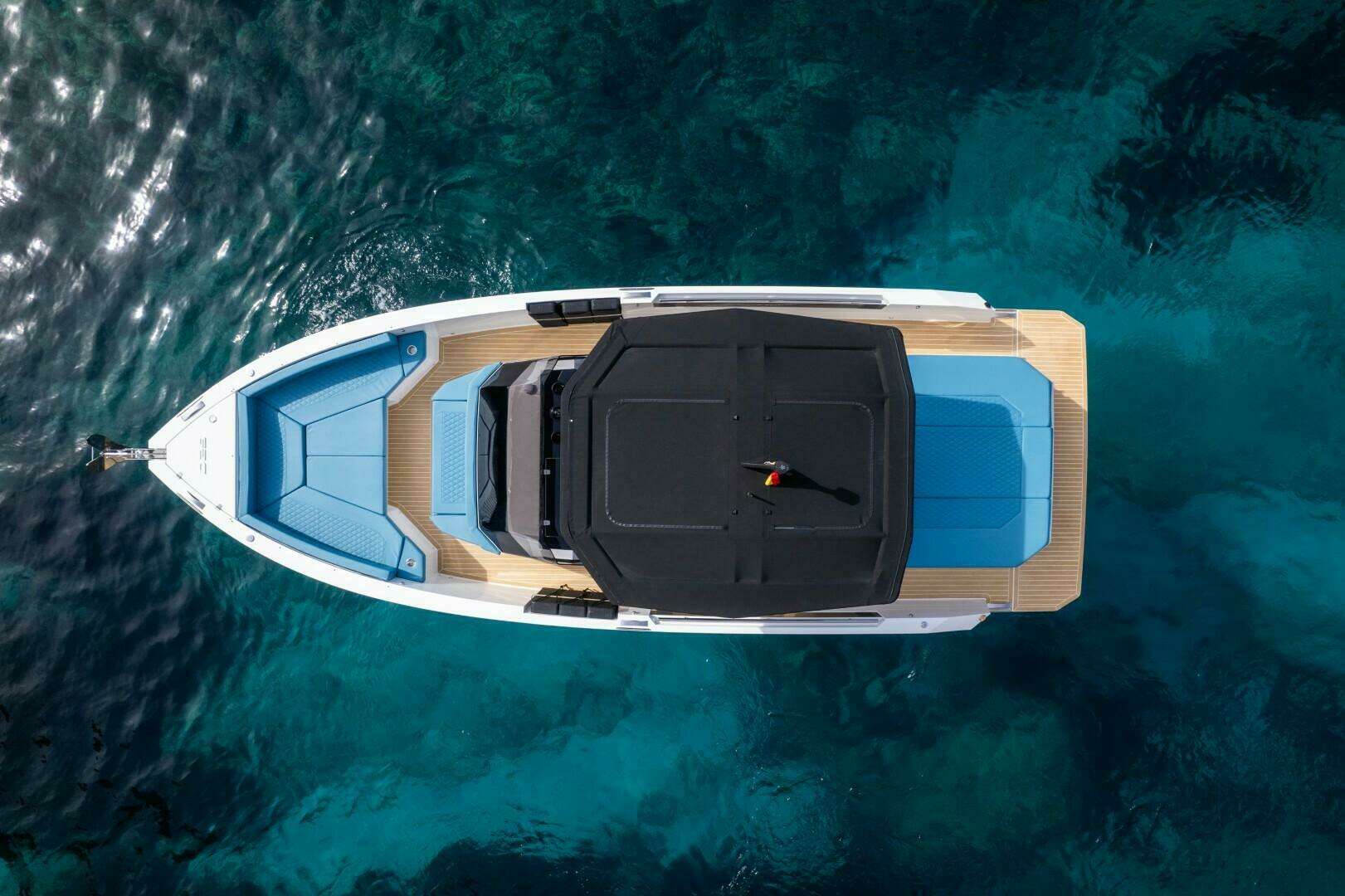 2026 De Antonio Yachts D29 - Image 14