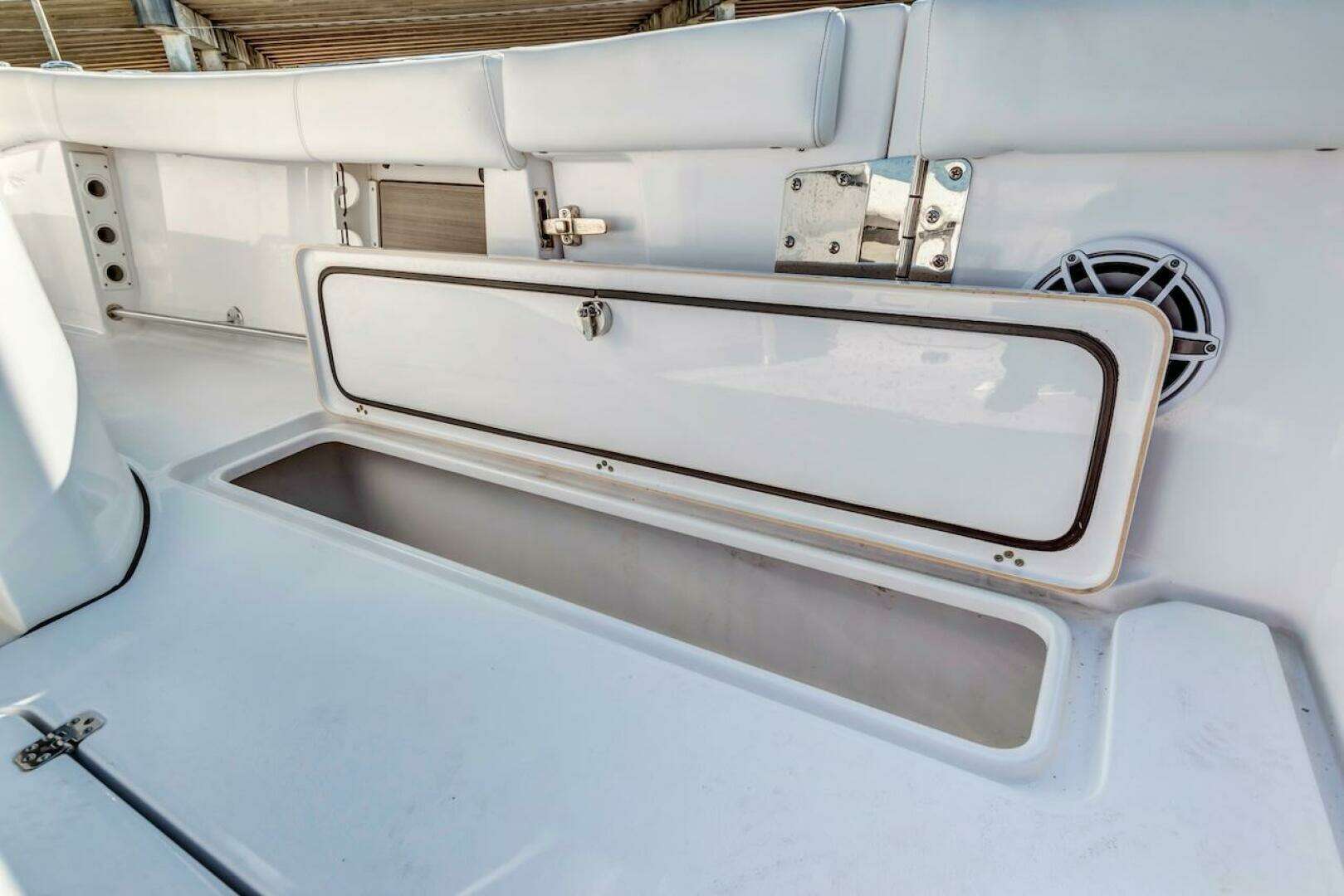 2022 Sportsman Open 352 Center Console - Image 49