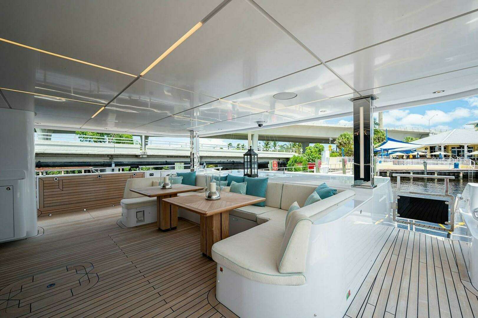 2020 Majesty Yachts 140 - Image 21