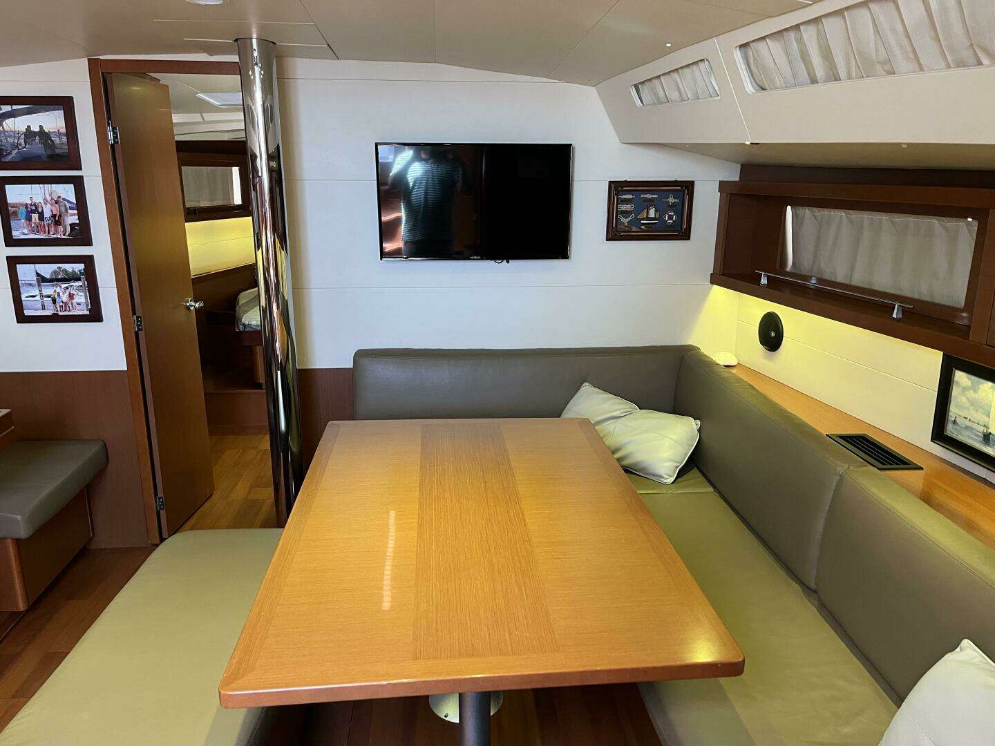 2013 Beneteau Oceanis 48 - Image 16