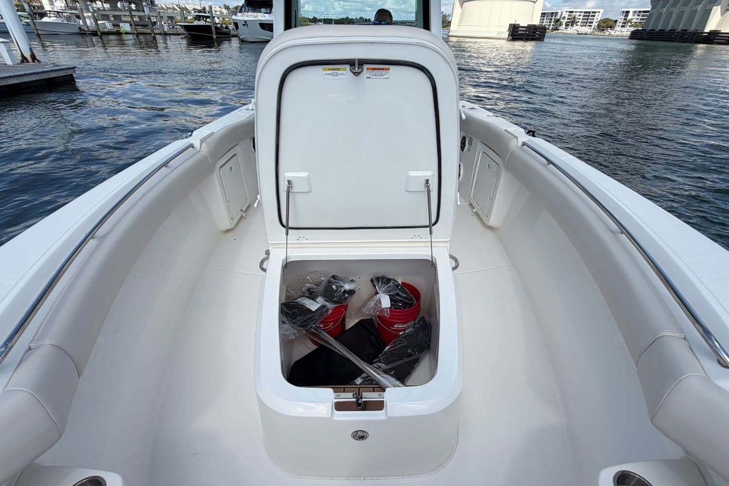 2026 Boston Whaler 280 Outrage - 22