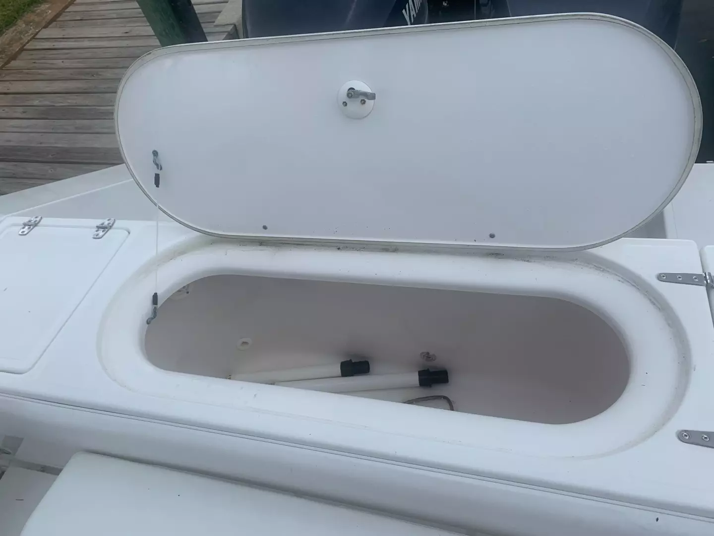 2001 Venture 34 Center Console - Image 3