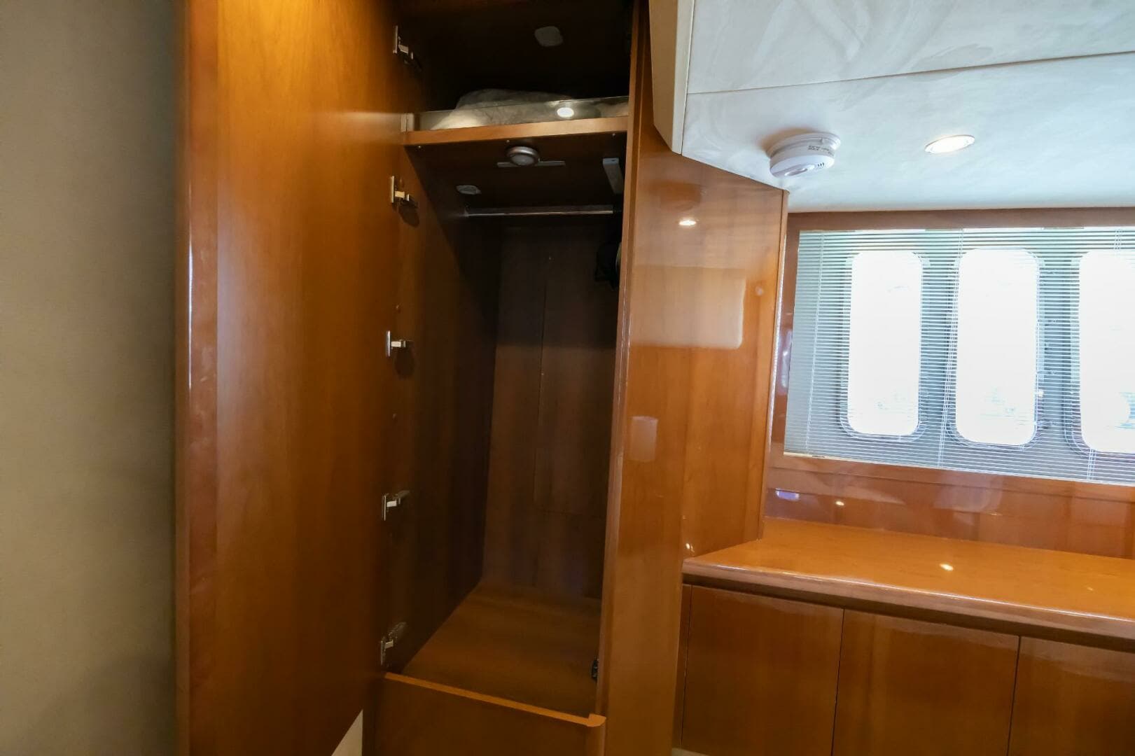 2008 Princess 58 Flybridge - Image 35