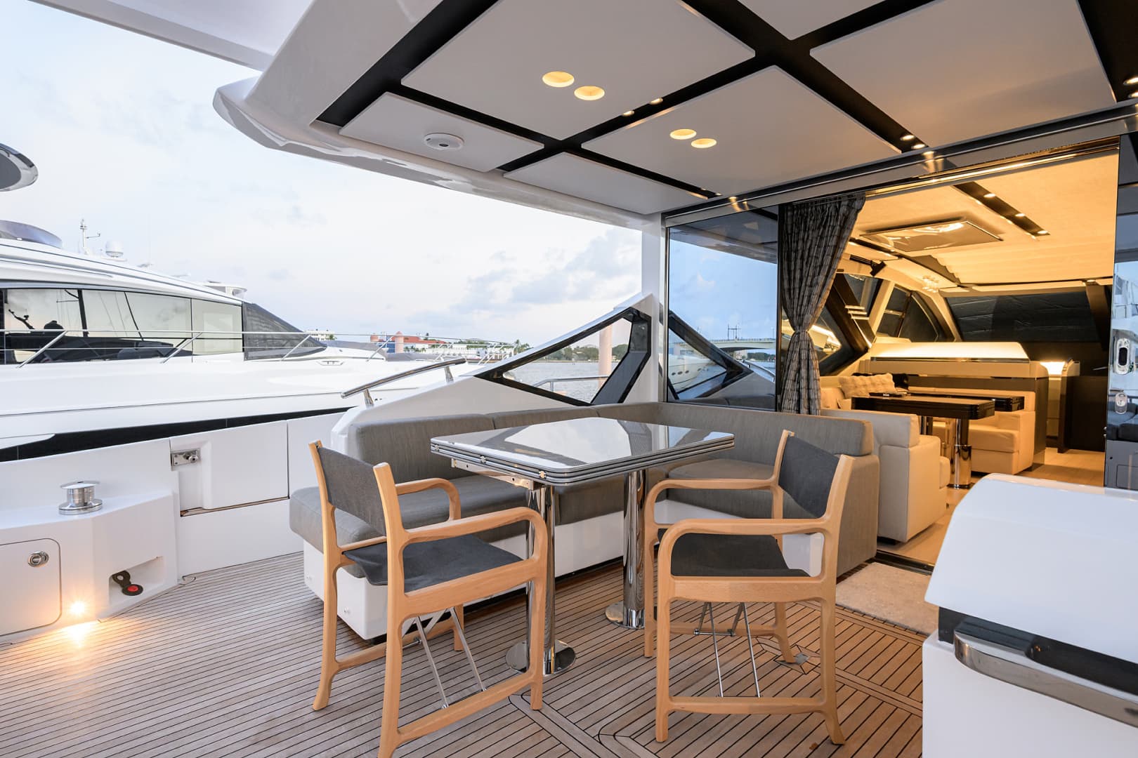 2019 Azimut S7 - Image 29