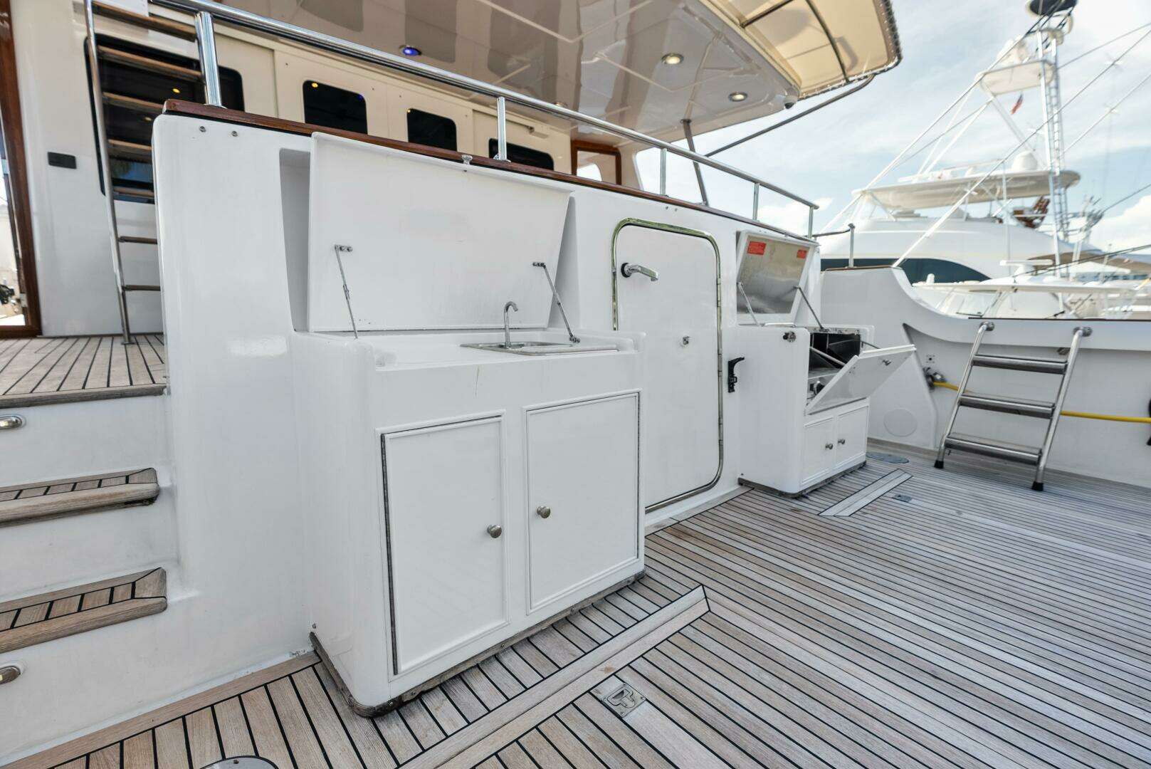 2005 Grand Banks 72 Aleutian RP - Image 70