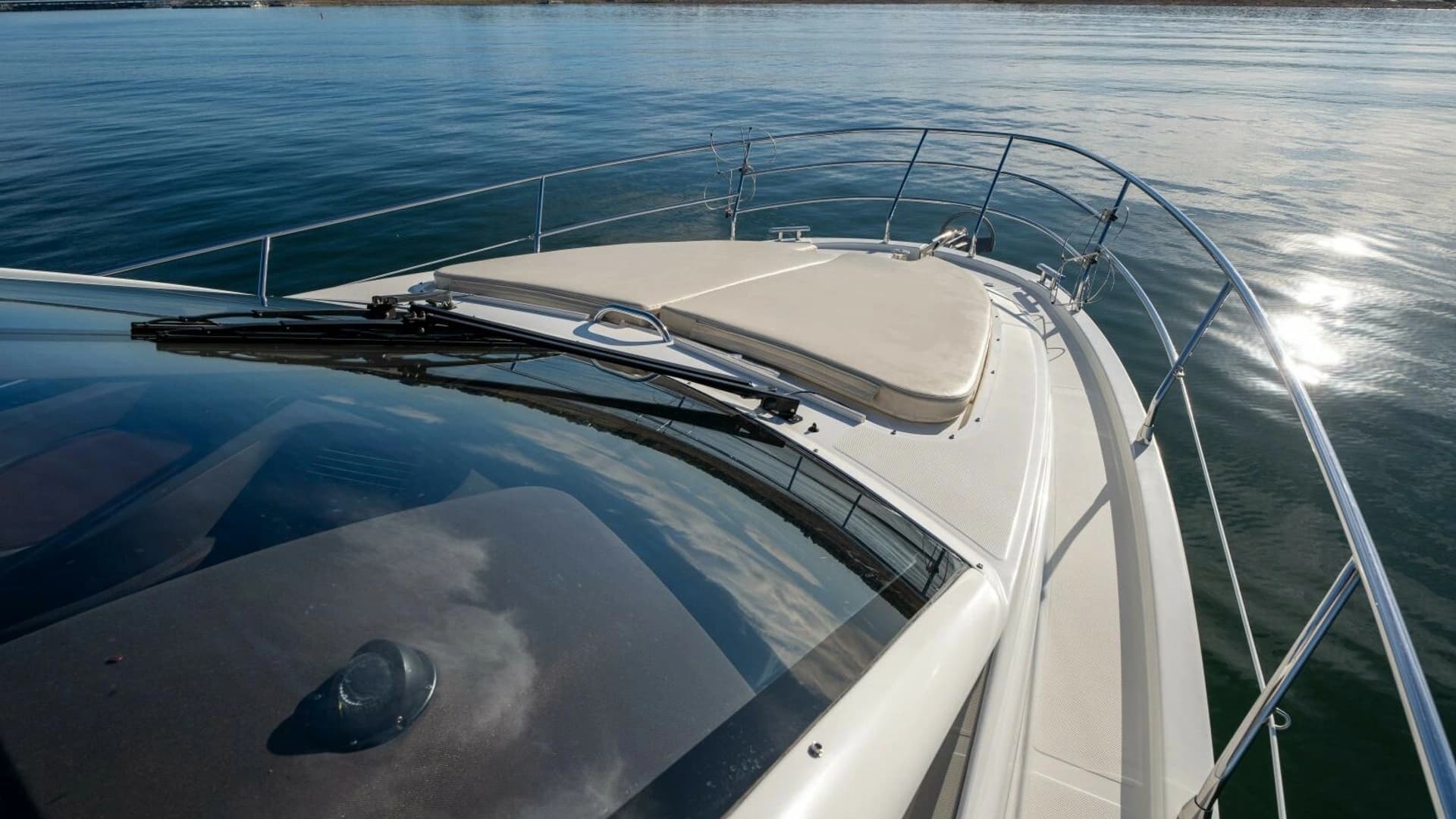 2013 Azimut 40 Flybridge - Image 82
