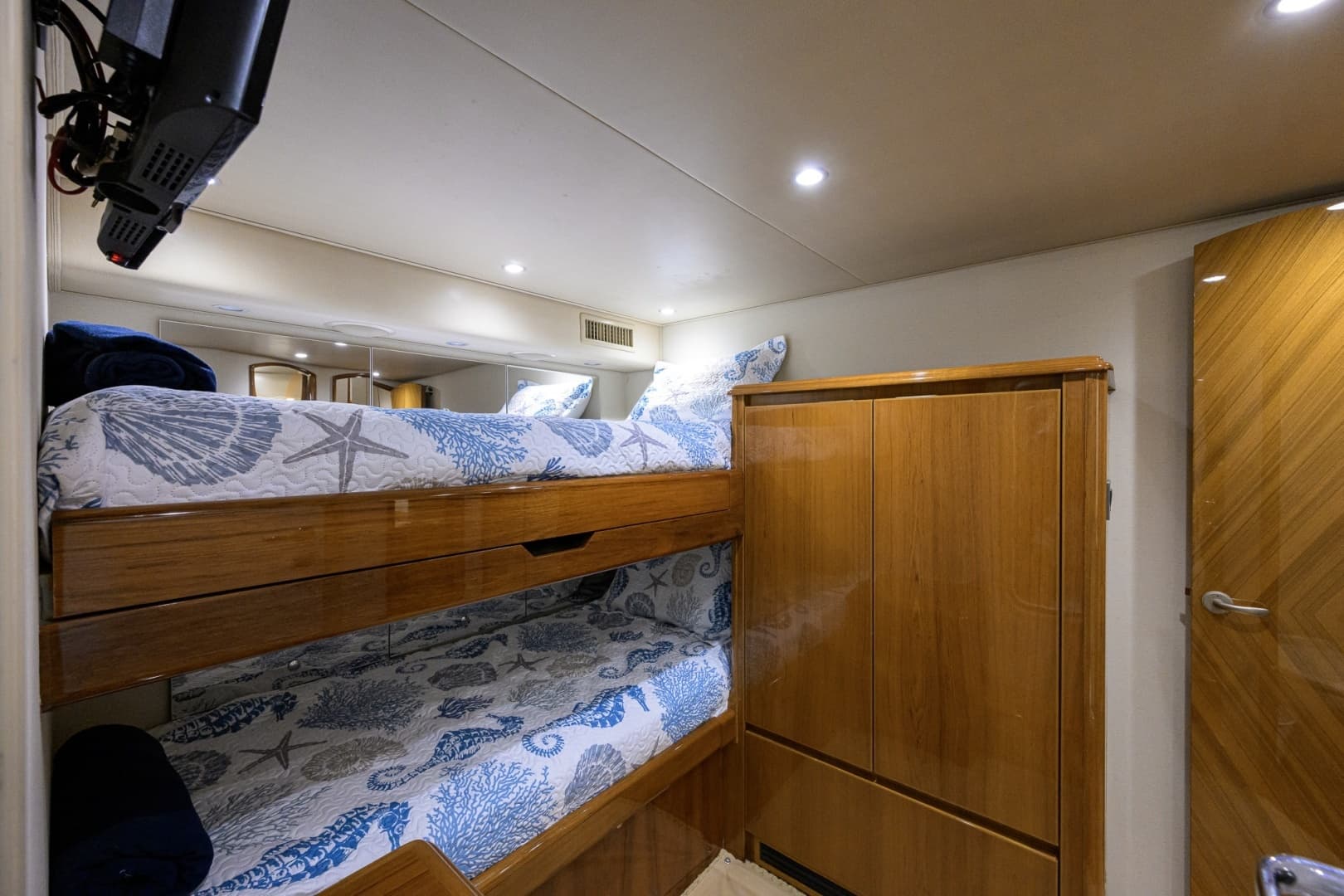 2014 Viking Convertible - Image 22