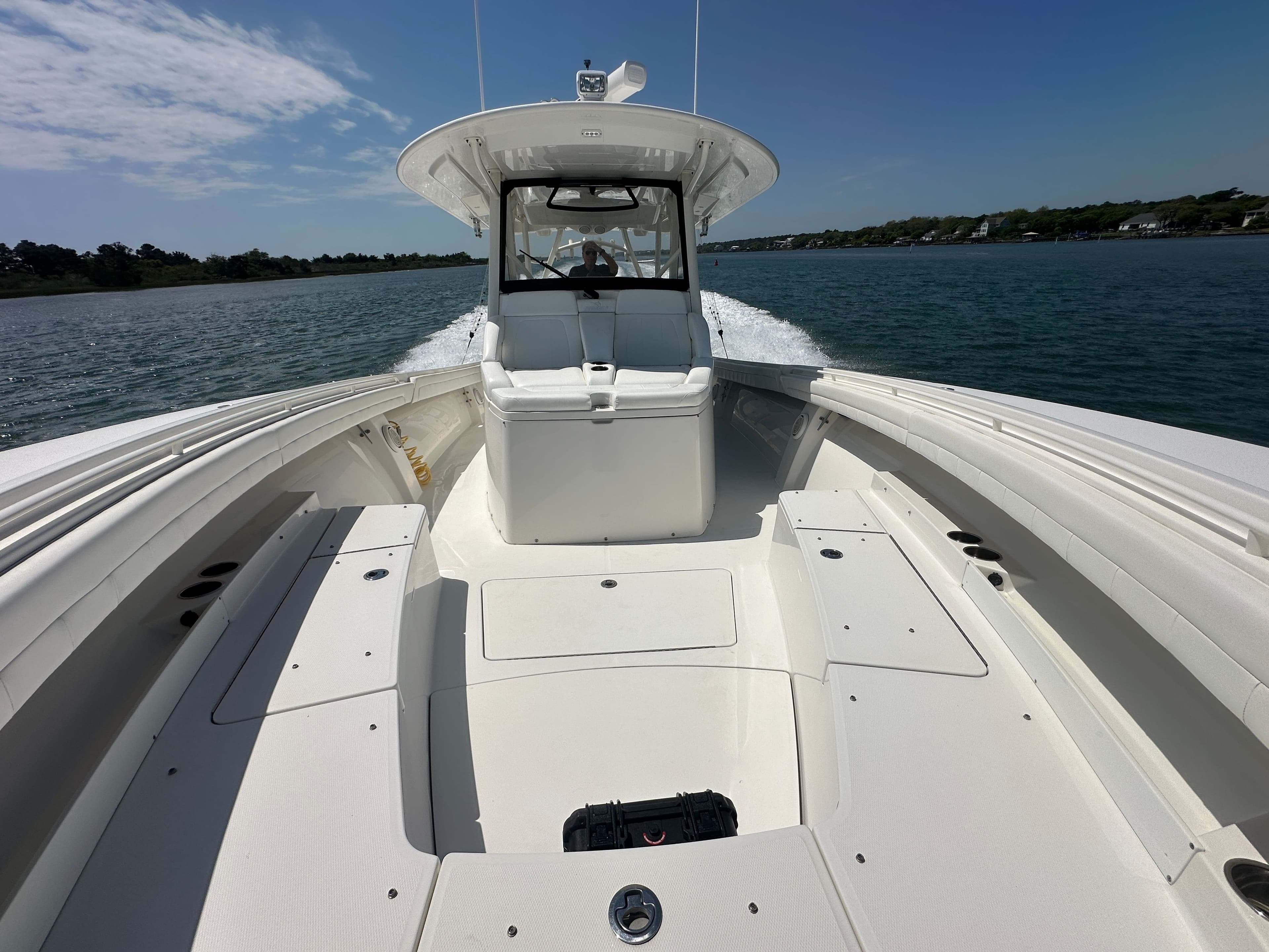 2019 Regulator 41 - 14