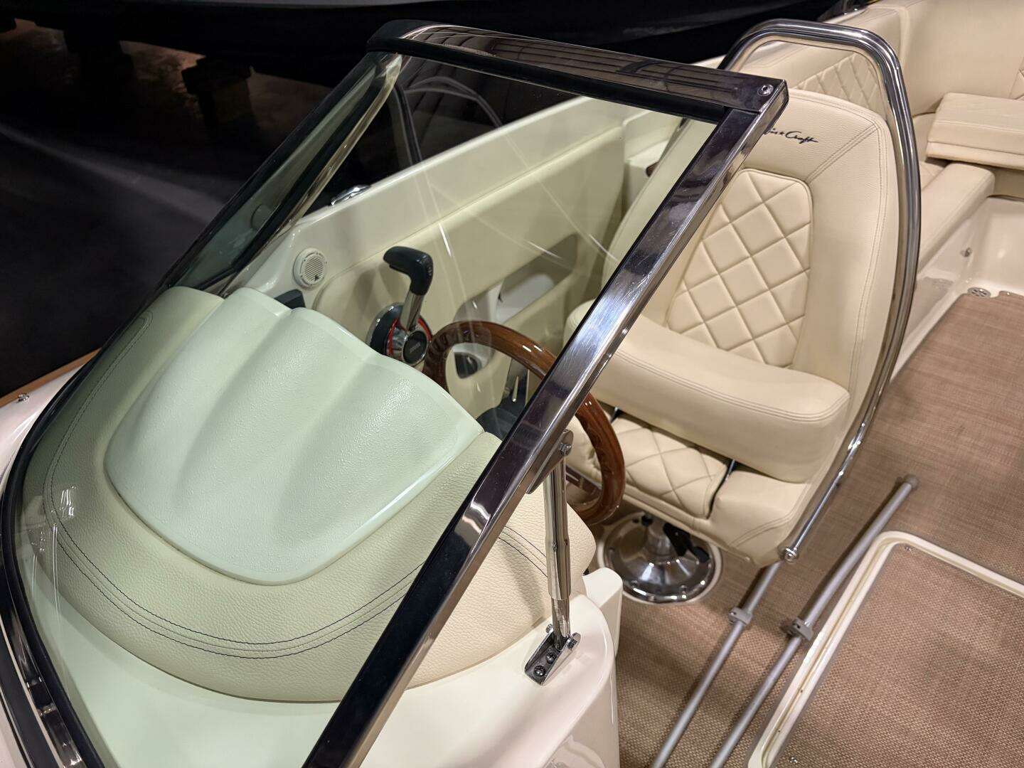 2020 Chris-Craft — - Image 10