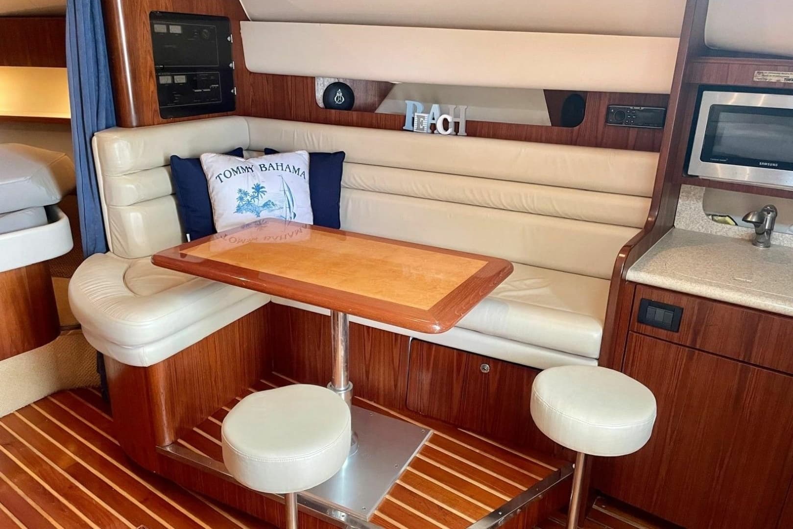 2003 Tiara Yachts Open 3800 - Image 7