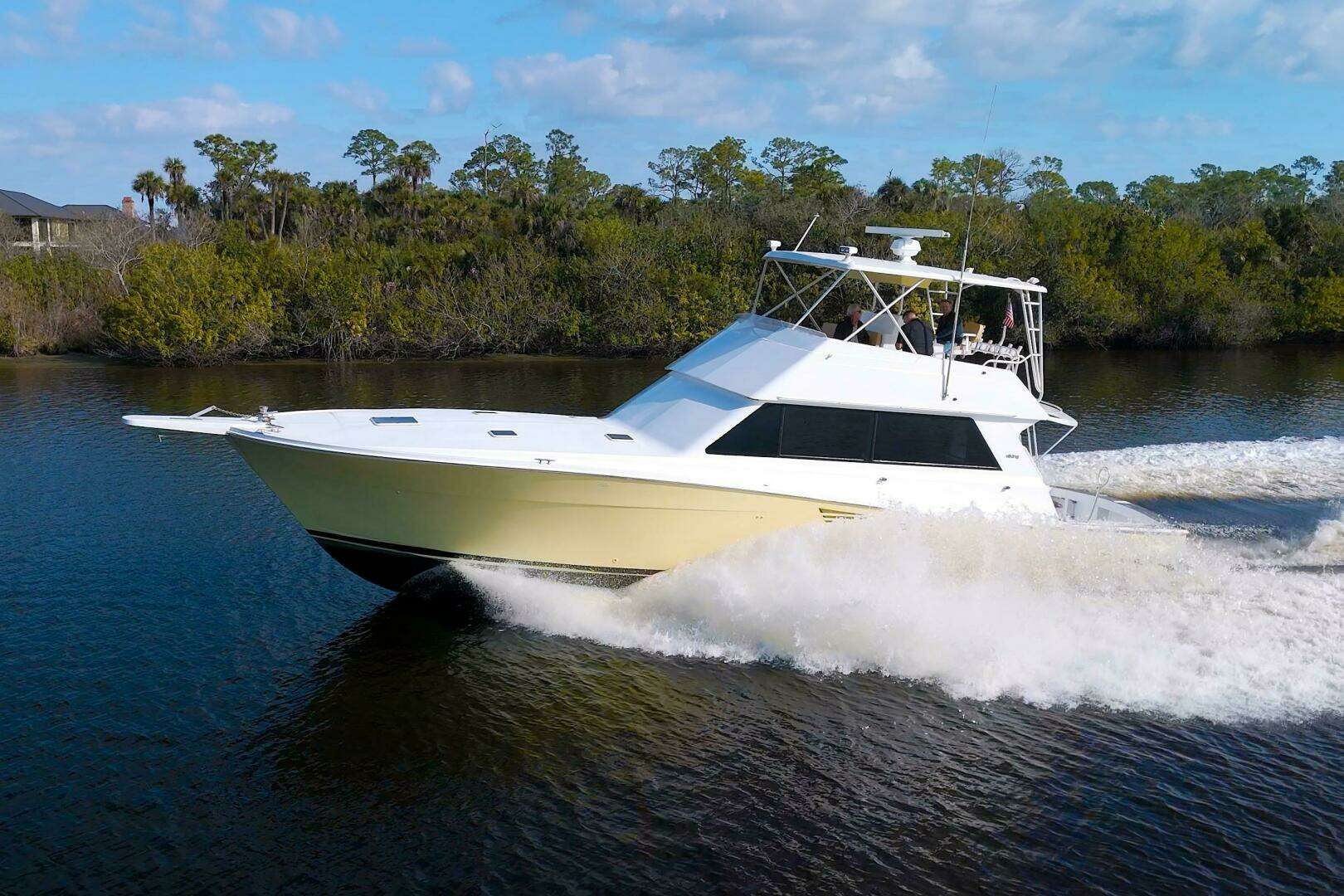 1990 Viking 53 Convertible - Image 5
