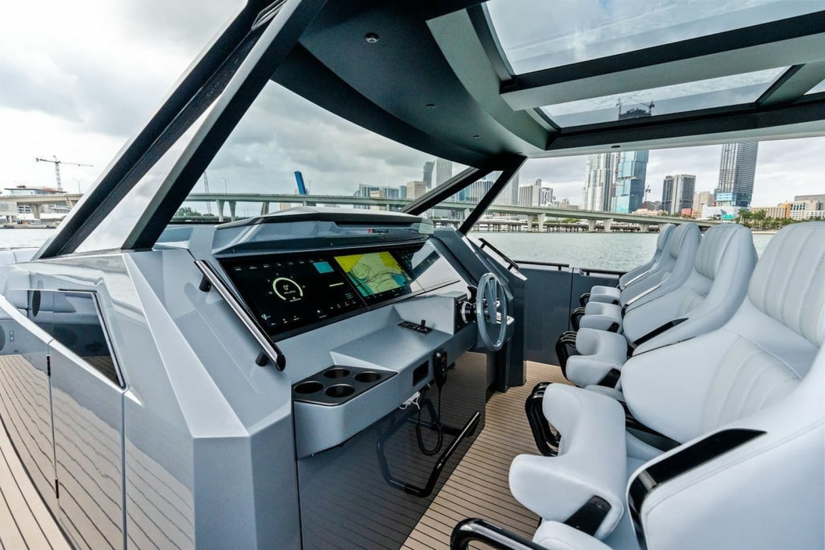 2024 Vanquish Yachts VQ55 - Image 28