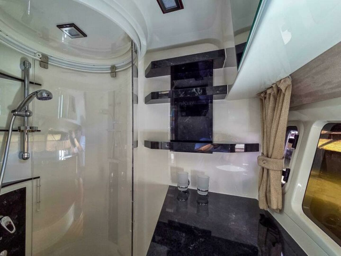 2026 Marex 330 Scandinavia - Image 44