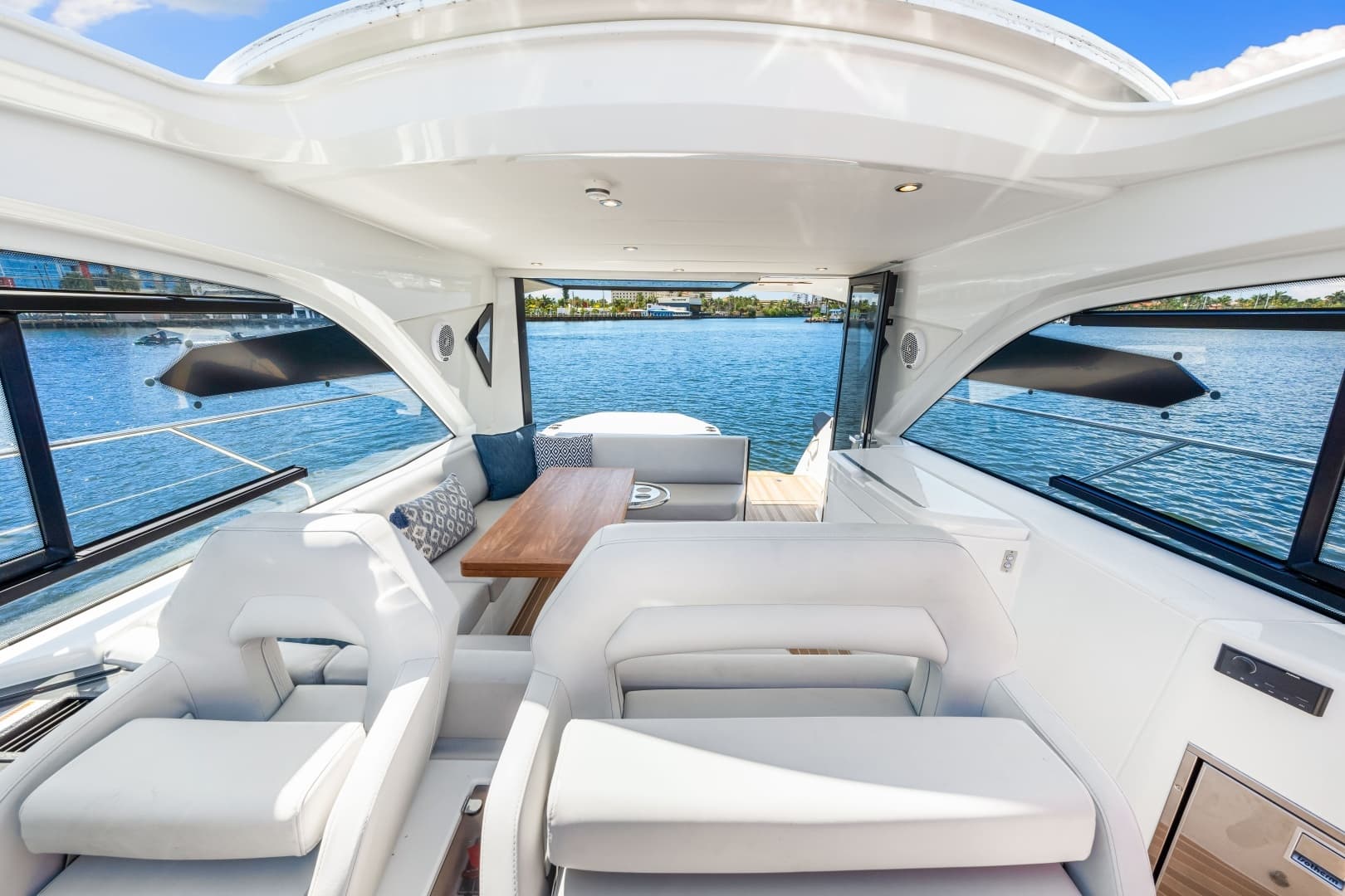 2024 Beneteau Gran Turismo 45 - Image 57