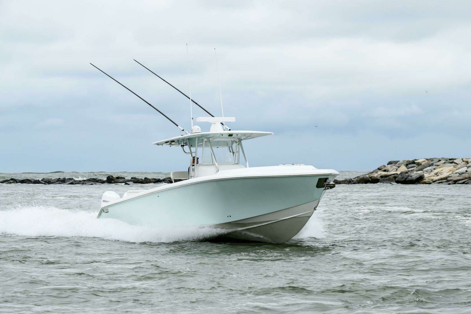 2008 Venture 39 Cuddy - Image 10
