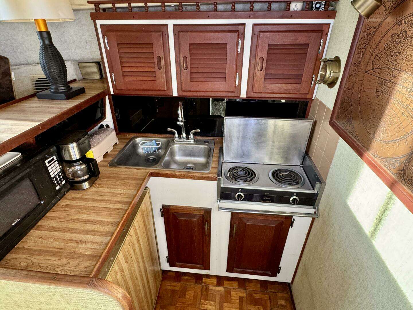 1979 Silverton 34 Convertible - Image 44