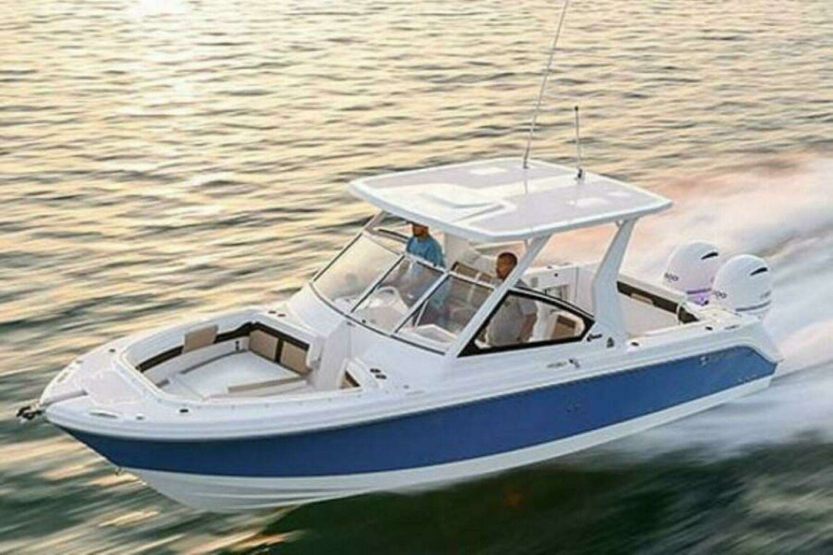 2025 Edgewater 262CX - Image 2