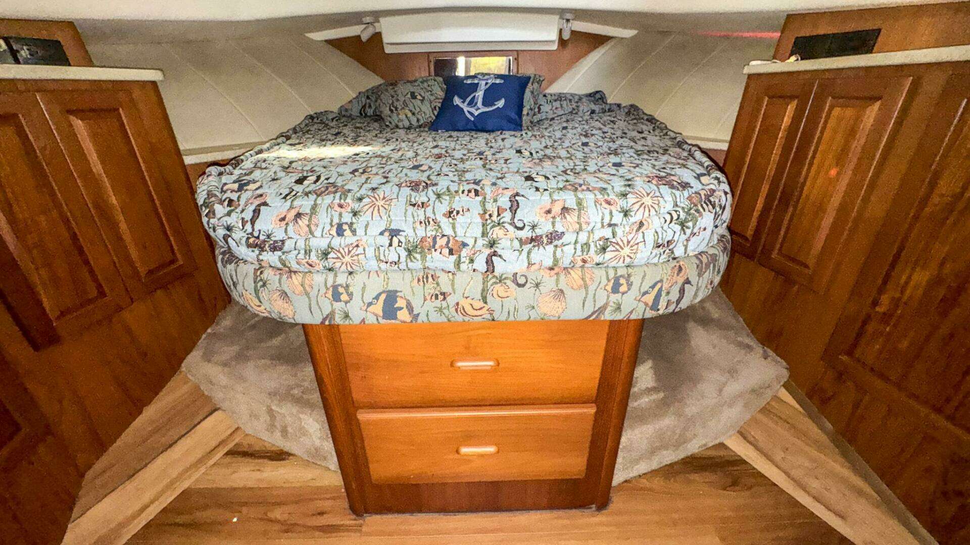 1999 Mainship 350 Trawler - Image 17