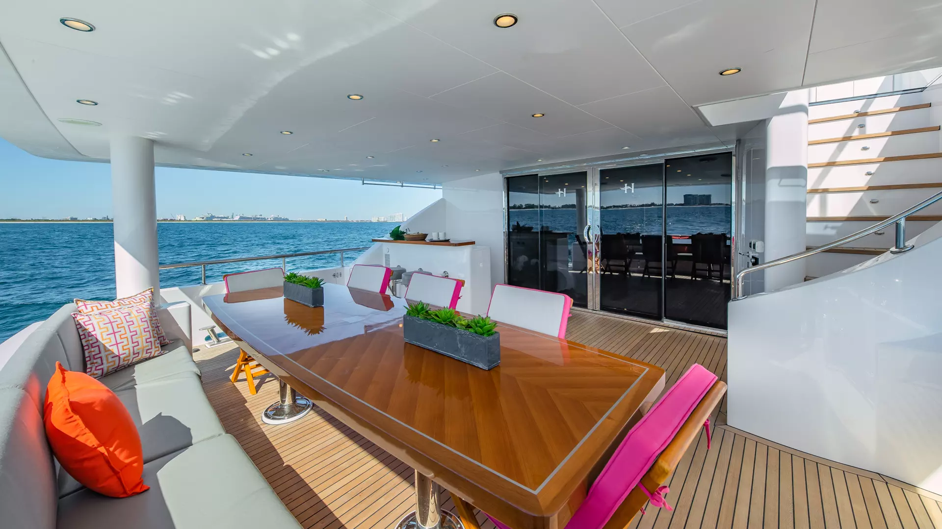 2026 Hargrave Raised Pilothouse - Image 6