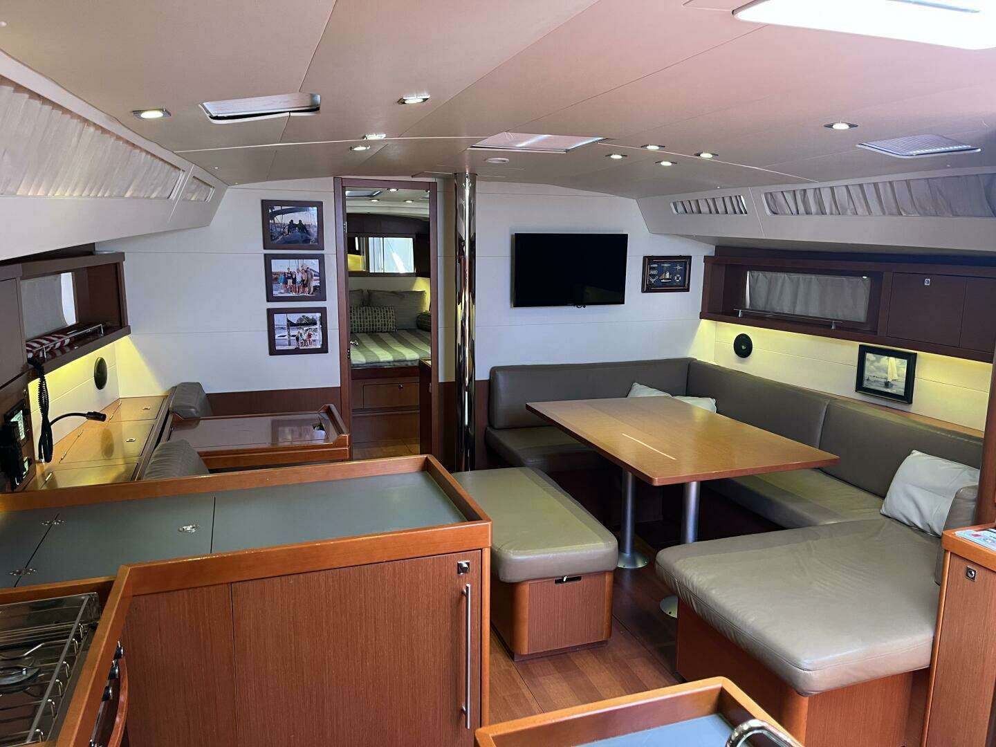 2013 Beneteau Oceanis 48 - Image 17