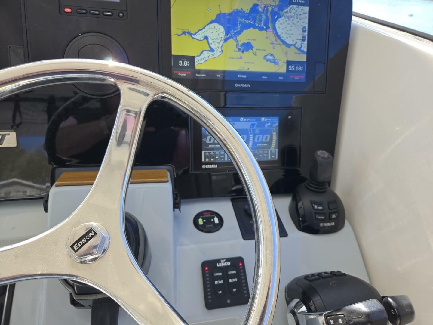 2019 Pursuit 355 Offshore - Image 32