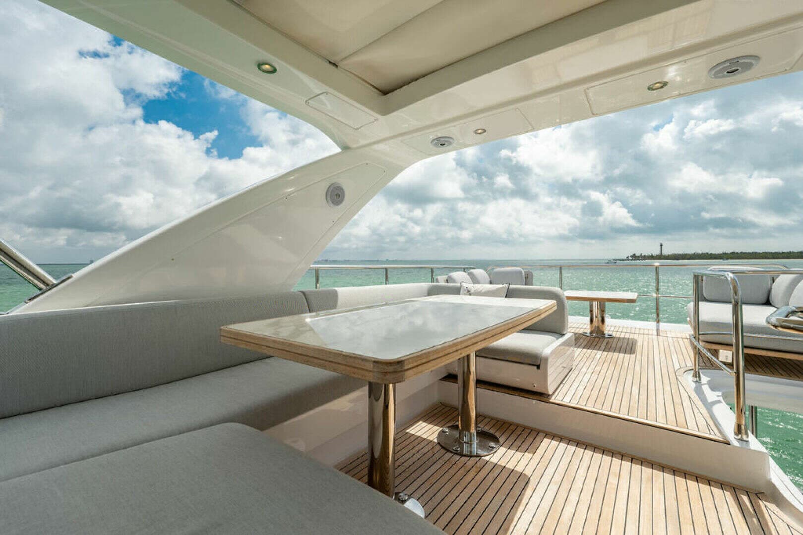 2022 Azimut 55 FLY - Image 11