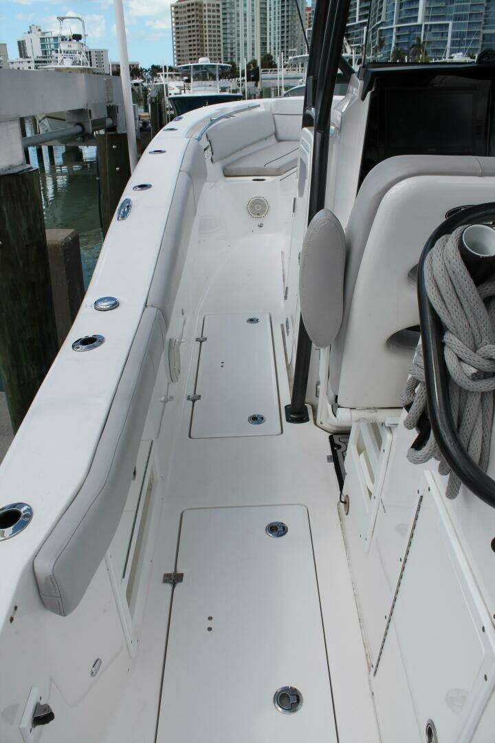 2018 Sea Fox 328 Commander - Image 11