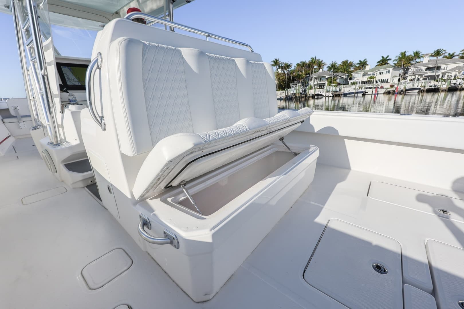 2016 Invincible 39 Open Fisherman - Image 25