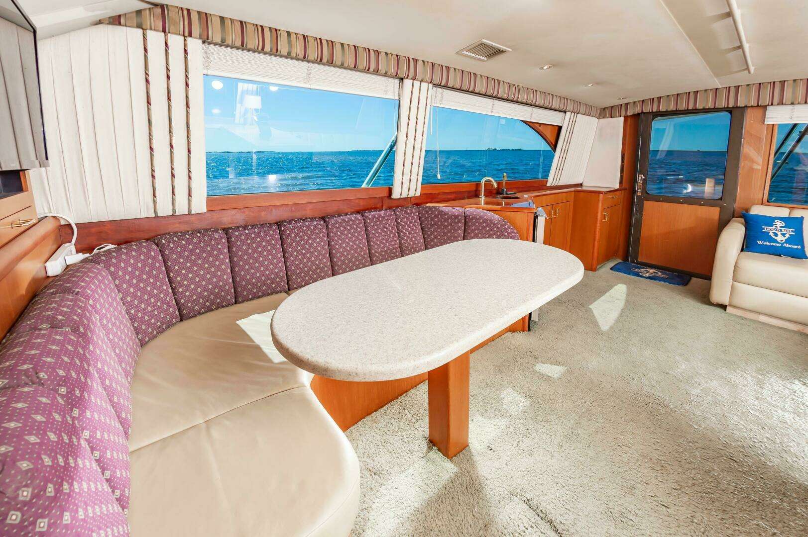 2000 Ocean 48 Supersport - Image 31