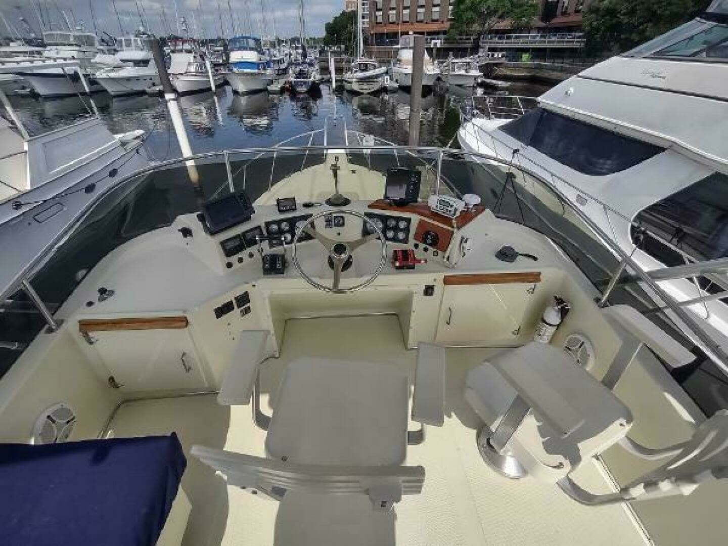 1988 Tollycraft 34 Sport Sedan - Image 29