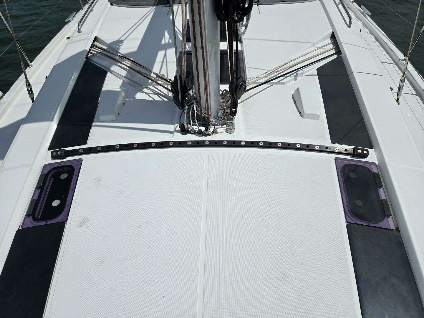 2019 Beneteau Oceanis 46.1 - Image 23