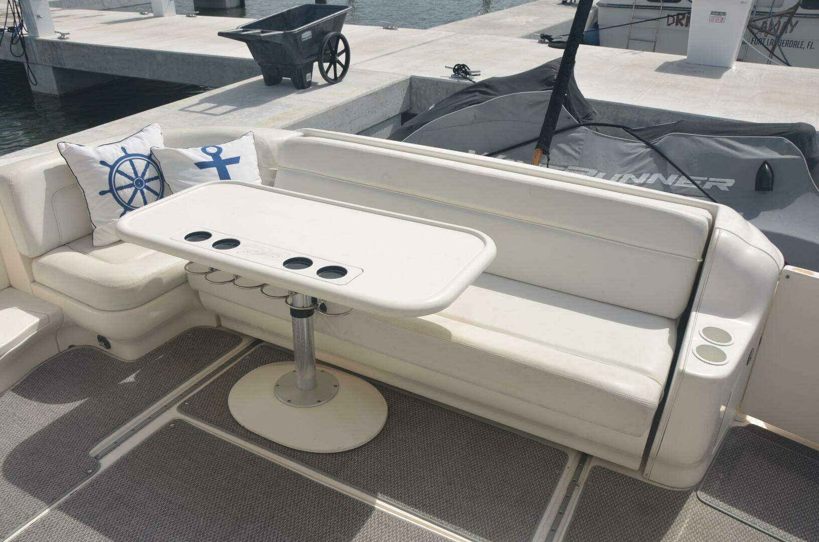 2001 Sea Ray 460 Sundancer - Image 28