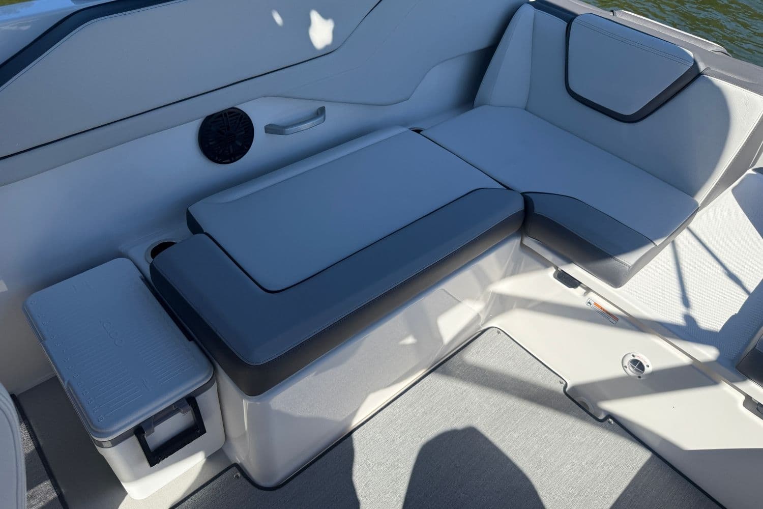 2026 Yamaha Boats AR250 - 15