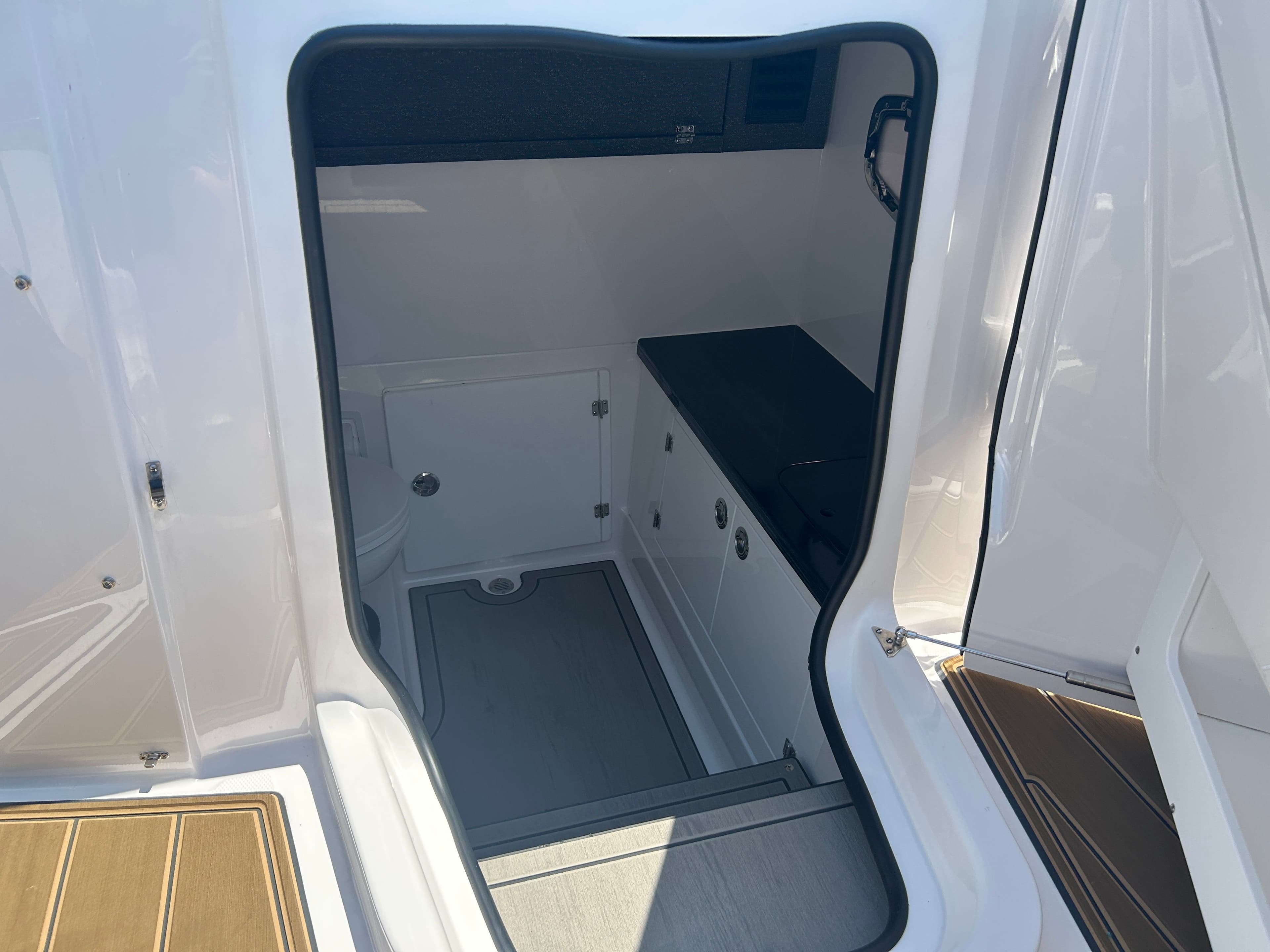 2025 Monterey Elite 30 OB - 35