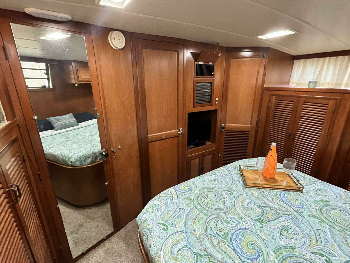 1987 Symbol 44 Sun Deck MK II - Image 64