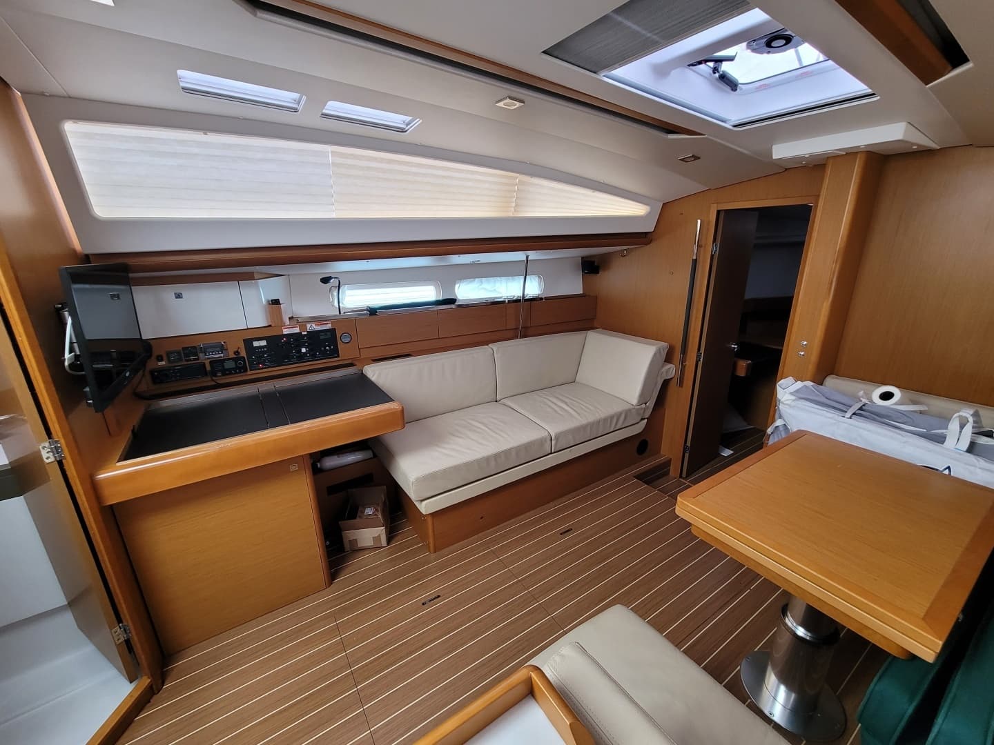 2017 Jeanneau Sun Odyssey 44 DS - Image 35