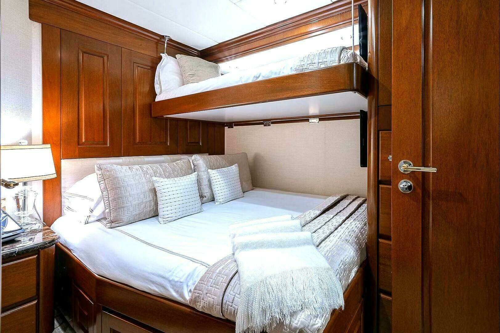 2000 Christensen Raised Pilothouse MY - Image 27
