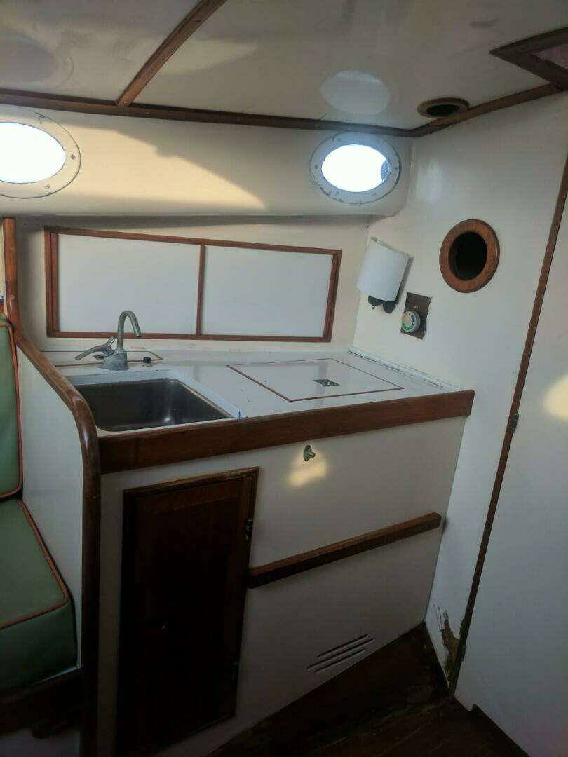 1975 Jarvis Newman Friendship Sloop - Image 10