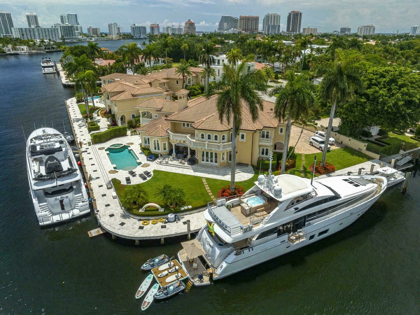 2012 Princess 32M - Image 83