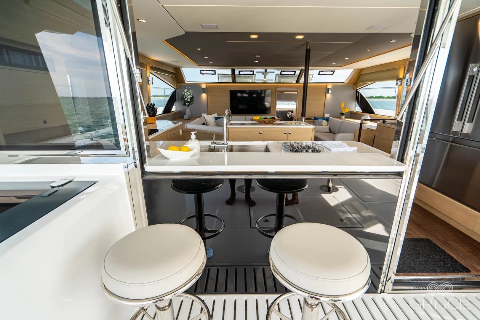 2022 Aquila 54 Yacht - Image 10