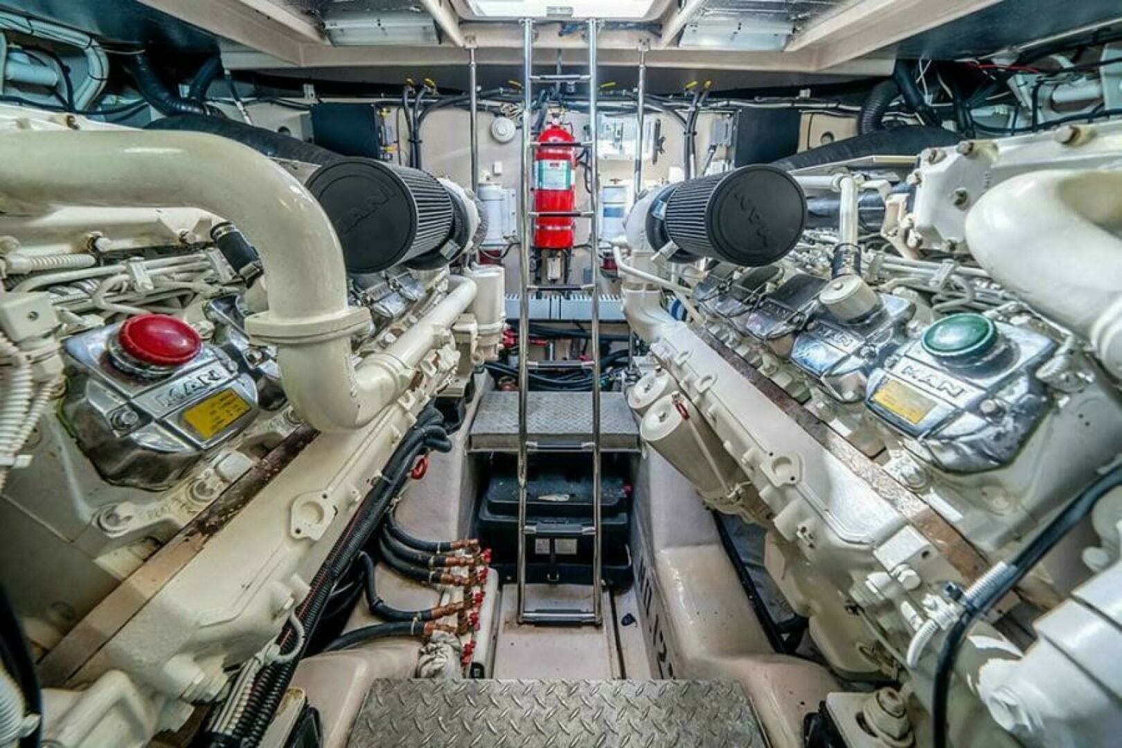 2012 Sea Ray 610 Sundancer - Image 41