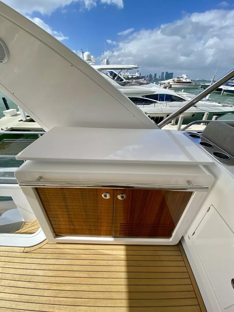 2018 Azimut Flybridge - Image 41
