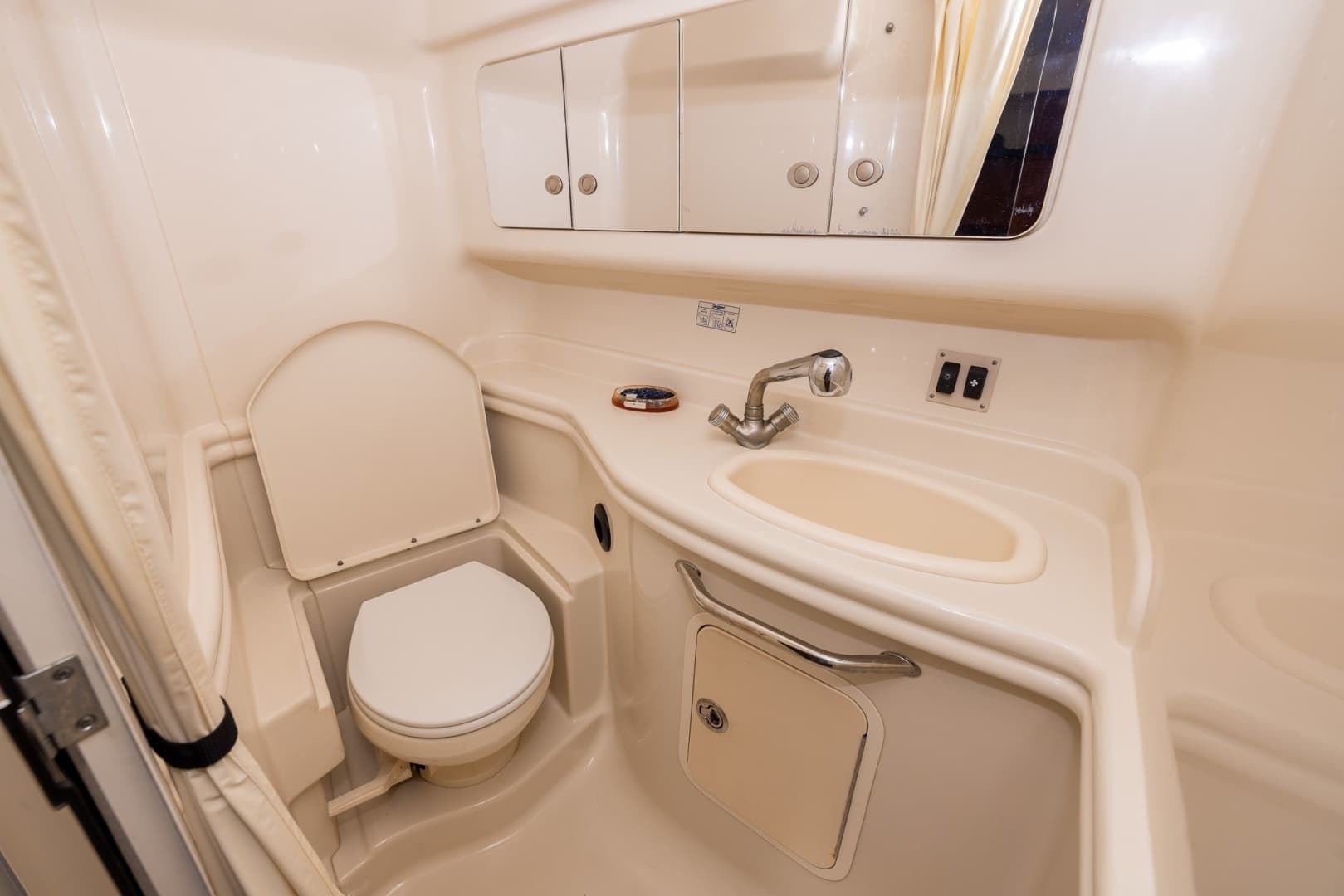 2007 Sea Ray 340 Sundancer - Image 37
