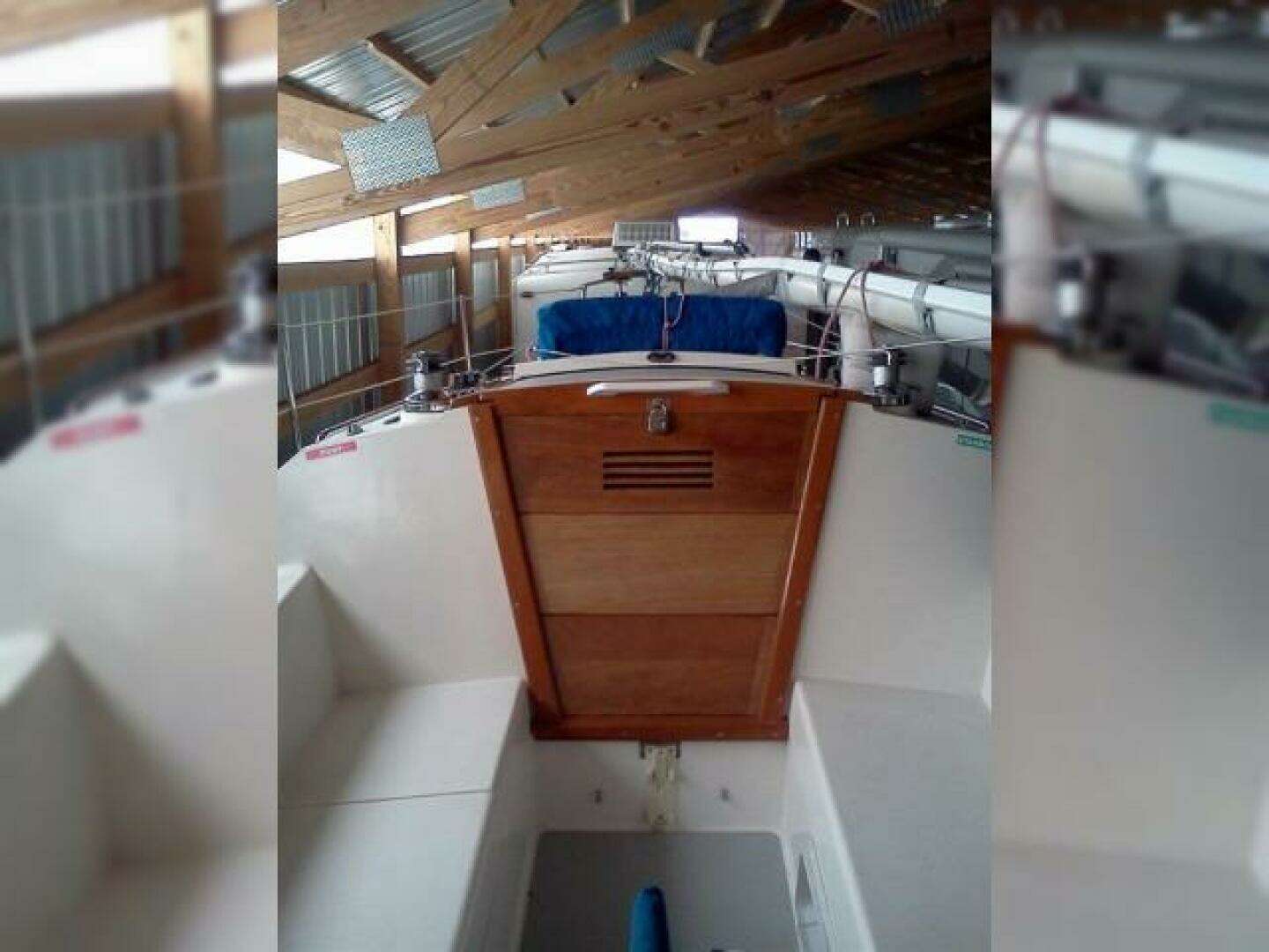 1990 Catalina Capri 26 Wing Keel - Image 8