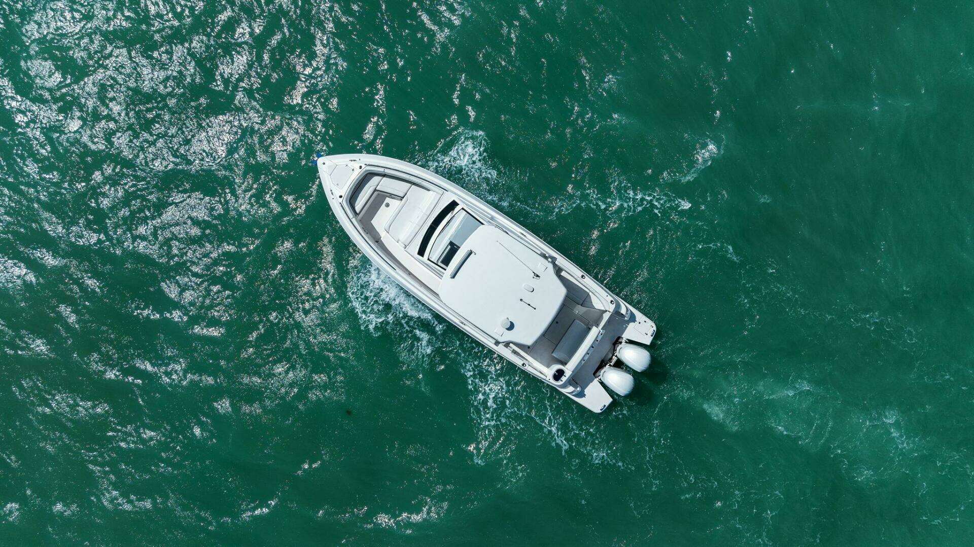2020 Regal 33 SAV - Image 2