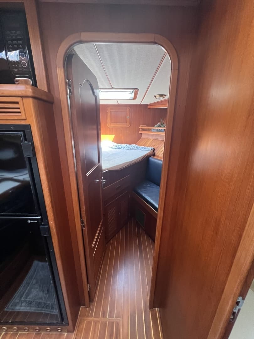 2007 Heritage East 36 Sundeck Trawler - Image 15