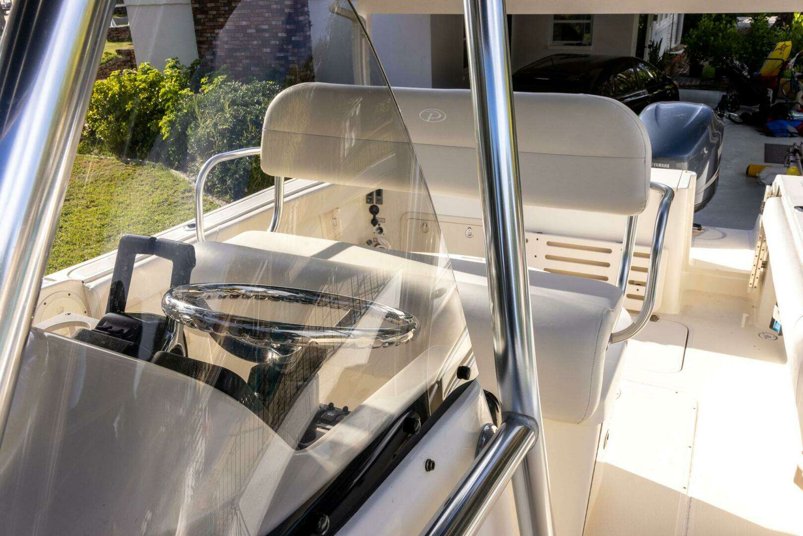 2007 Pursuit C280 - Image 12
