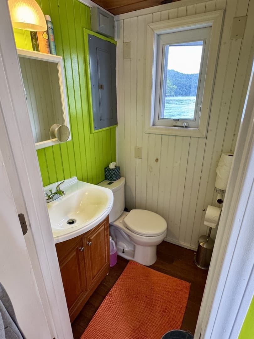 2008 Custom 13 x 29 Floating Cabin Approx 377sqft - Image 40