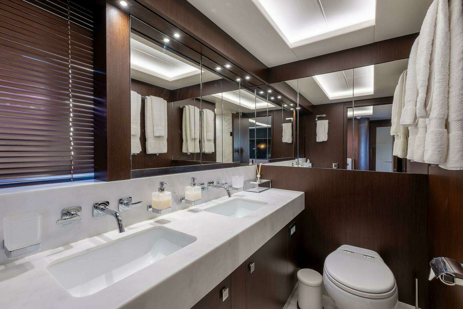2020 Sunseeker Sunseeker 86 - Image 22